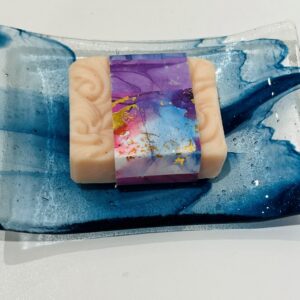Avertine Soap Dish with face soap