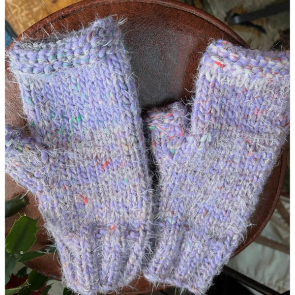 Lavender Bulky Wristers