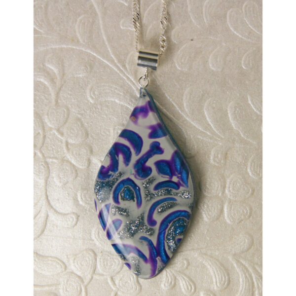 Swirls in Snow Pendant