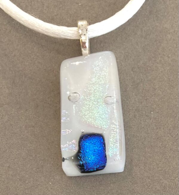 Retro Pendant
