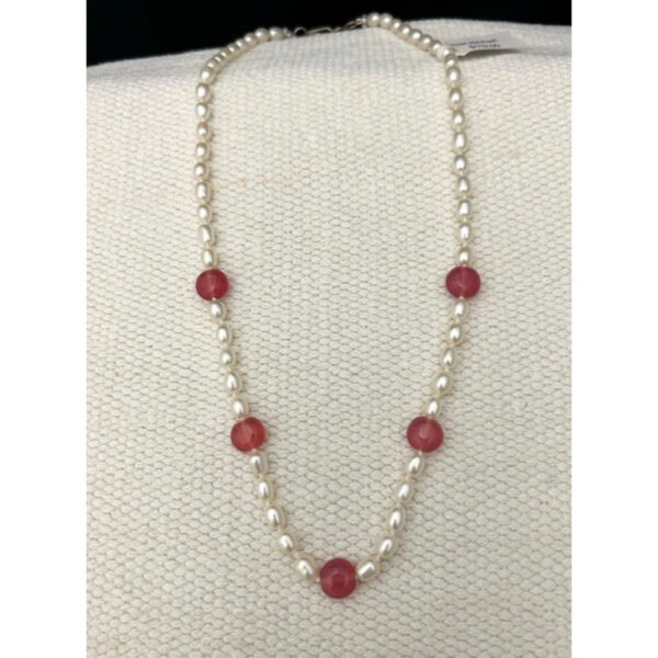 Rose and Pearl Necklace