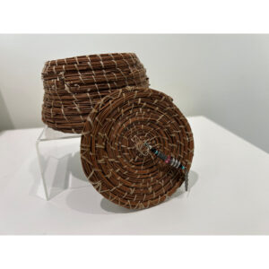 Pine Needle Basket with Lid Decoration